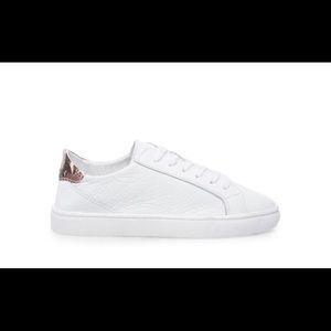 Steve Madden sneaker natural snake